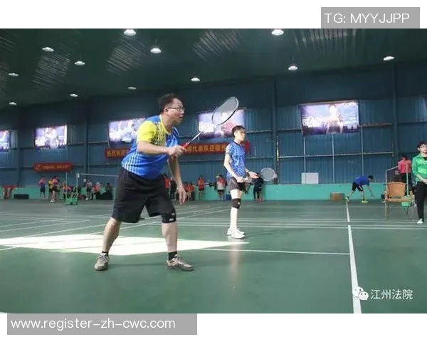 探索各种足球鞋的类型与选择技巧助你在球场上尽显风采